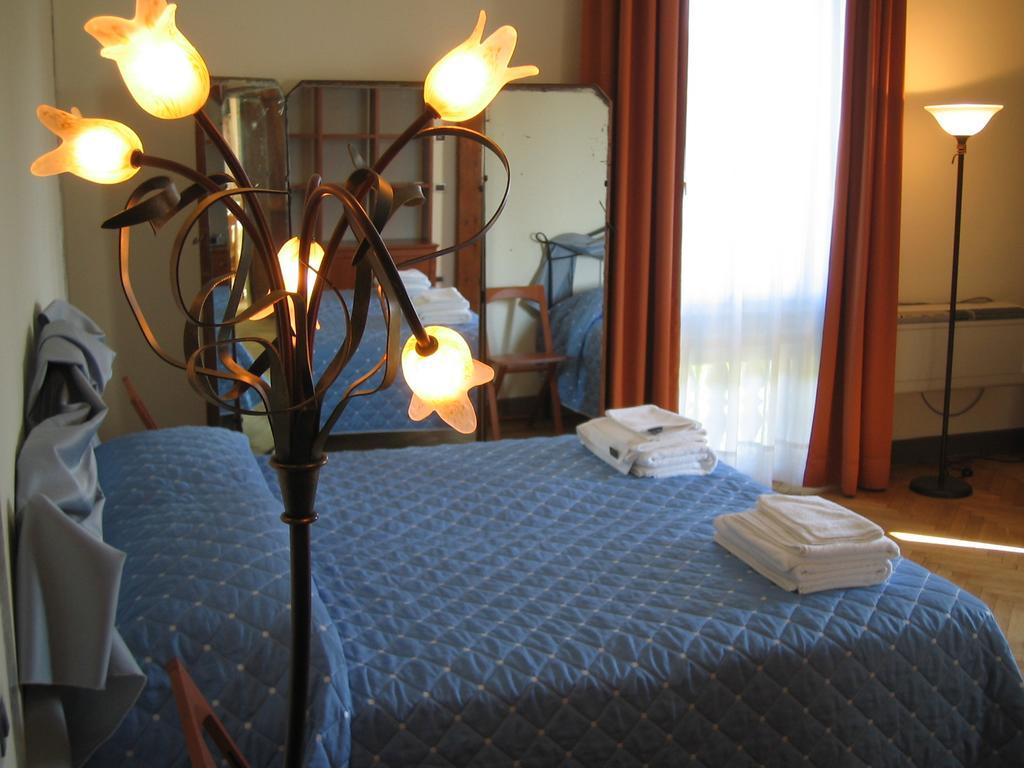 Villa Gabriella B&B - Apartments Lido di Venezia Bagian luar foto